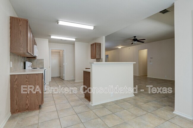 Building Photo - 1644 Cloudy Brook