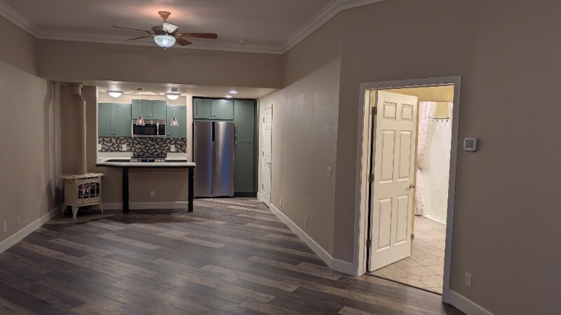 Building Photo - 12630 Thomas Creek Rd