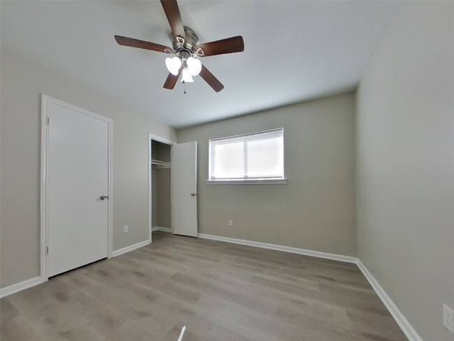 Building Photo - 10406 Kirkwren Dr