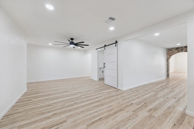 Building Photo - 3411 80th St