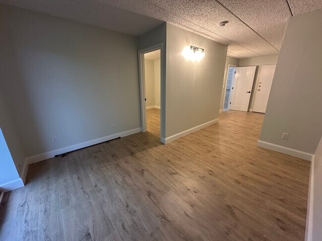 Building Photo - 40 Cochituate Rd