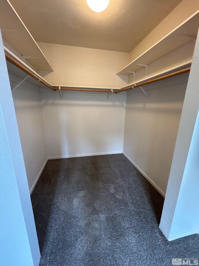 Building Photo - 4918 Bayridge Ln