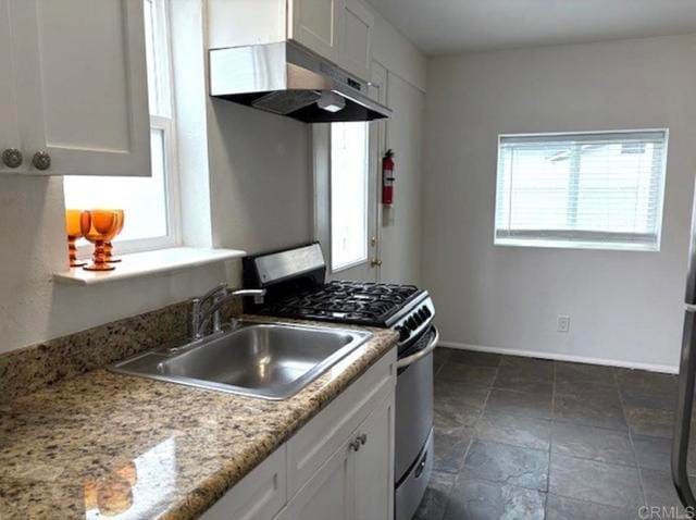 Building Photo - 705 N Ditmar St