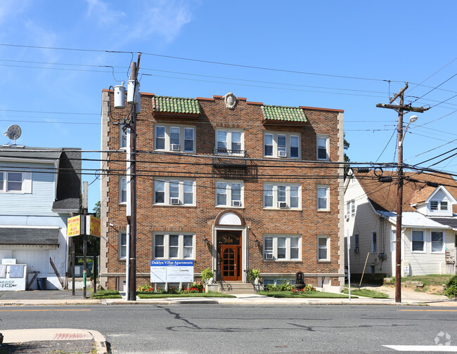 Building Photo - Oaklyn Villas