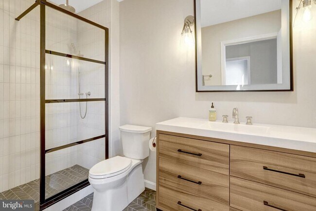 Building Photo - 2720 S Arlington Mill Dr