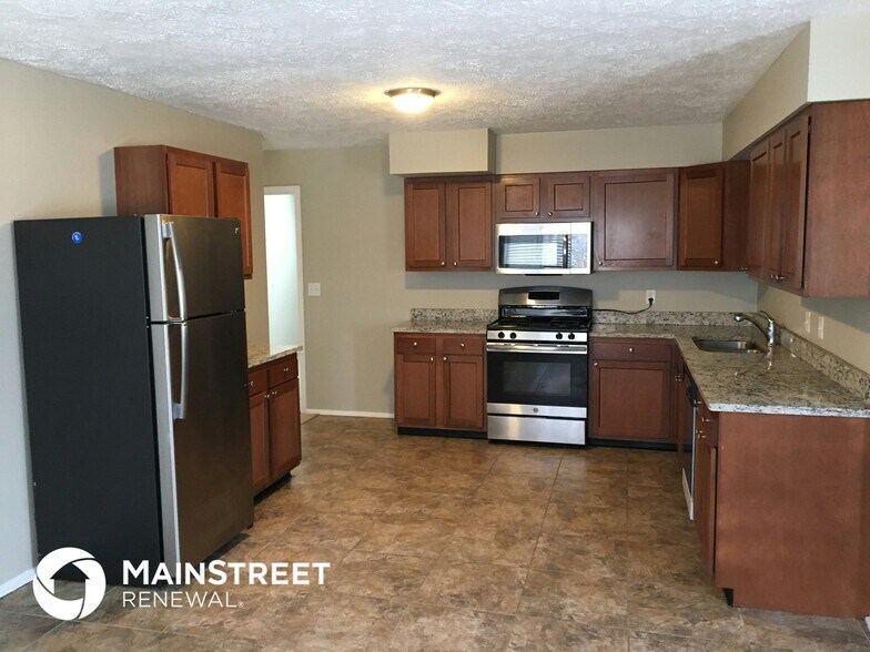 Building Photo - 2612 Springfield Dr