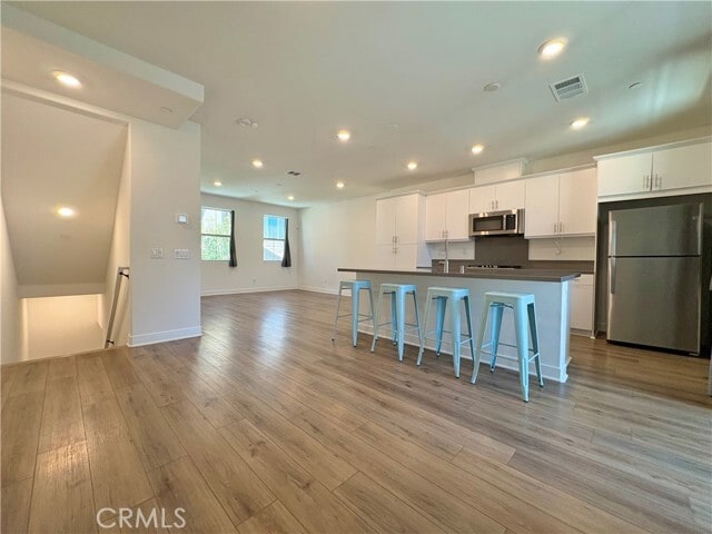 Building Photo - 2113 Crescent Moon