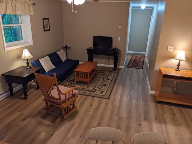 Building Photo - 361 Chestnut Knob Trl