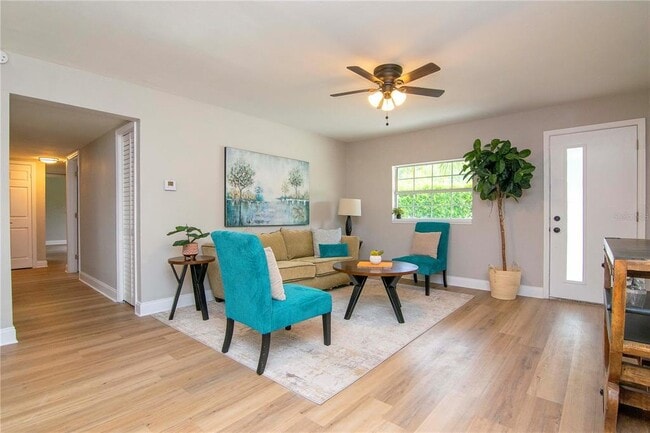 Building Photo - 3708 W Tyson Ave