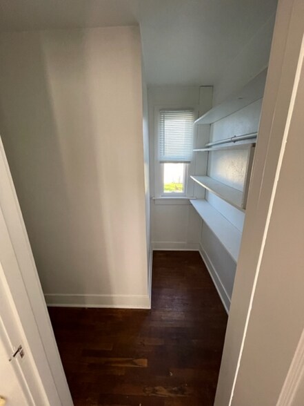 Building Photo - 1324 New York Ave