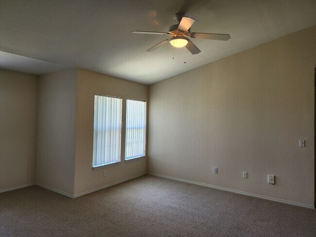 Building Photo - Nautilus Cove