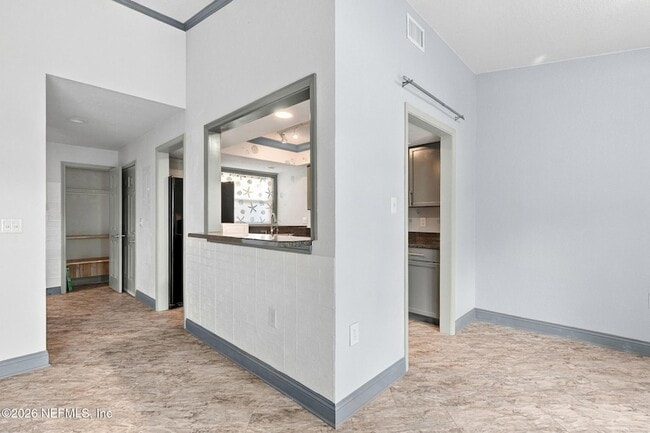 Building Photo - 788 Sandpiper Ln