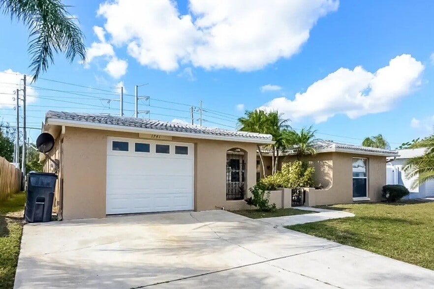 Building Photo - 2851 US-19