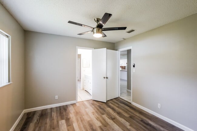 Building Photo - 7401 NW 84th St