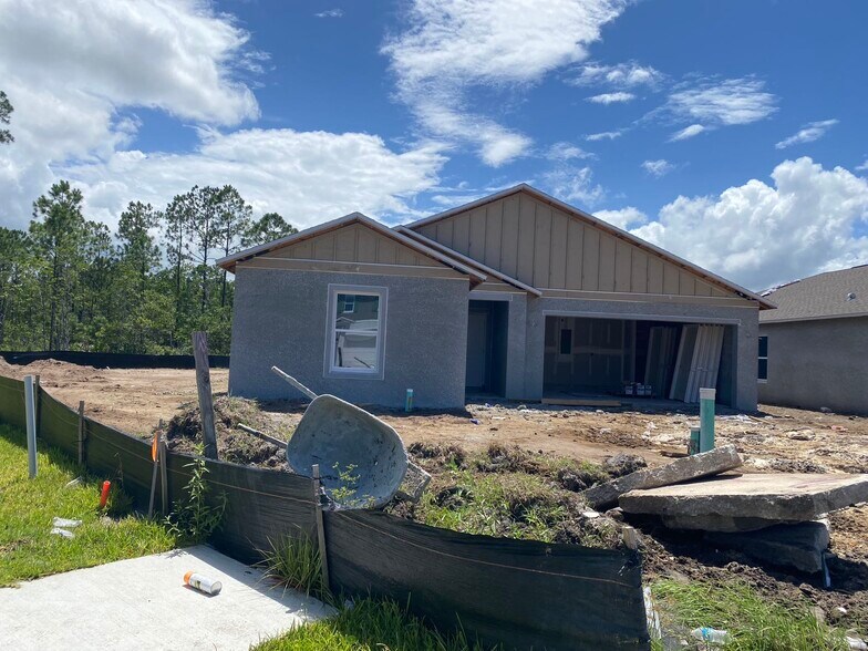 Primary Photo - 1347 Belle Isle Ln
