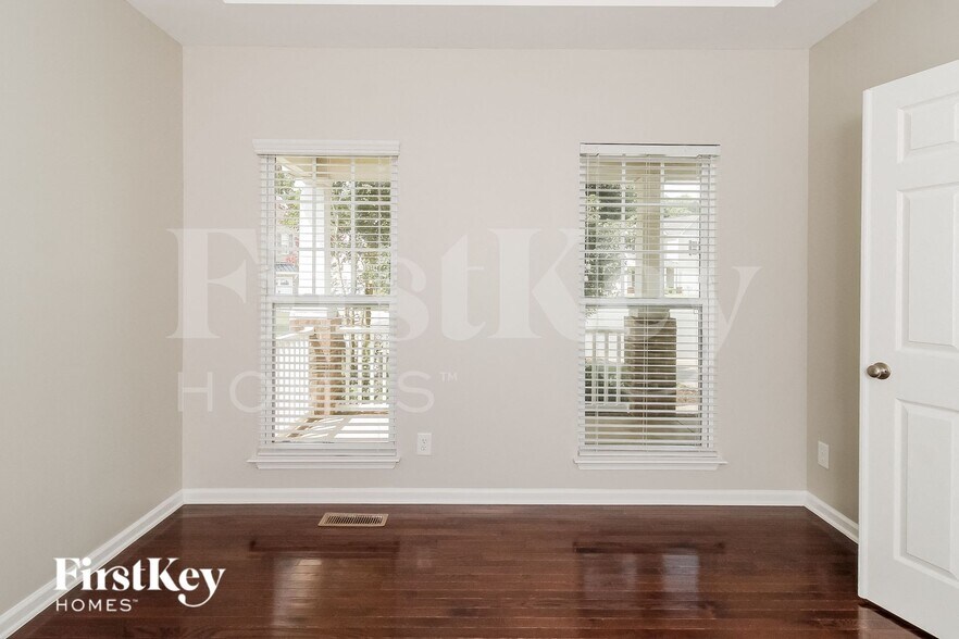 Building Photo - 6602 Championship Dr