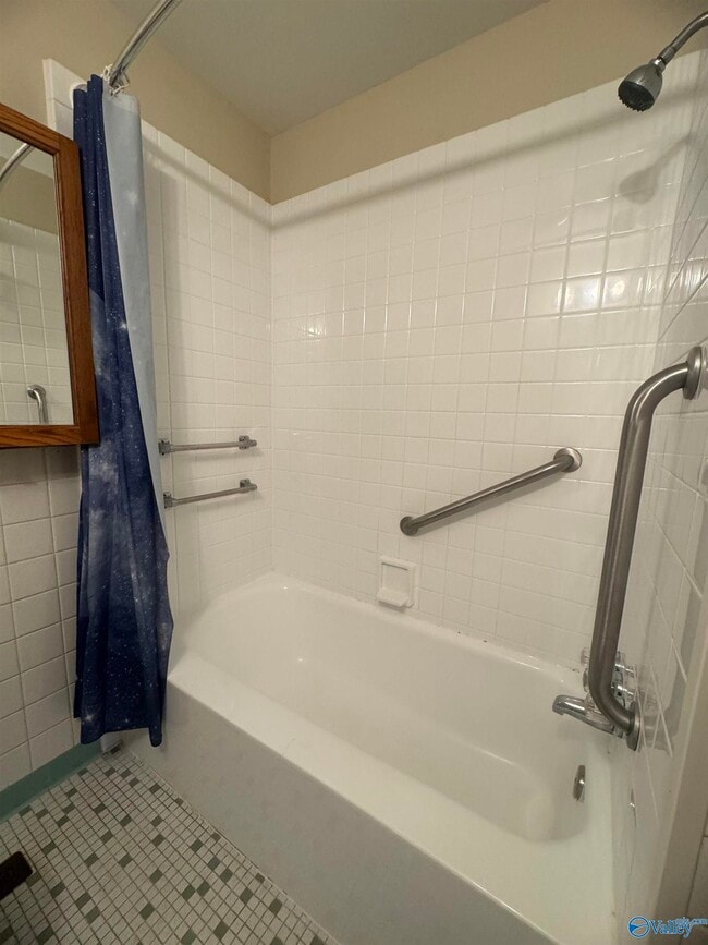 Building Photo - 3009 Fairacres Rd SW