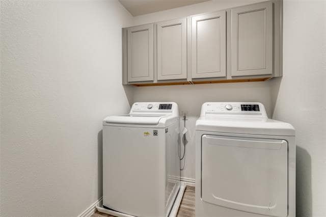 Building Photo - 3508 Cricket Dr