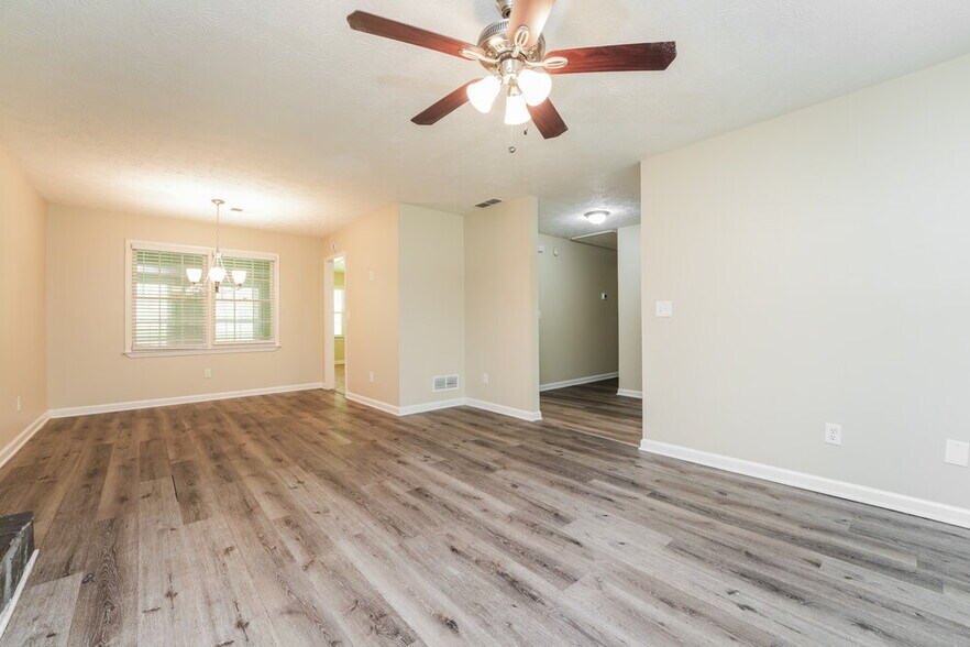 Building Photo - 1477 Cherry Hill Rd SW