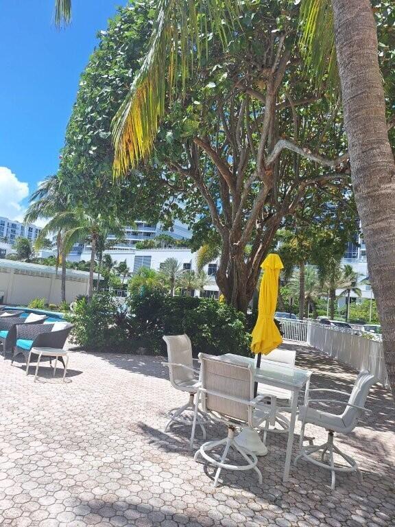 Building Photo - 345 N Fort Lauderdale Beach Blvd
