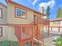 Building Photo - Stunning 3BD/2BA 2nd Floor Condo in Chula Vista W/ A/C, W/D, 2 Balconies, Community Pool & Spa!