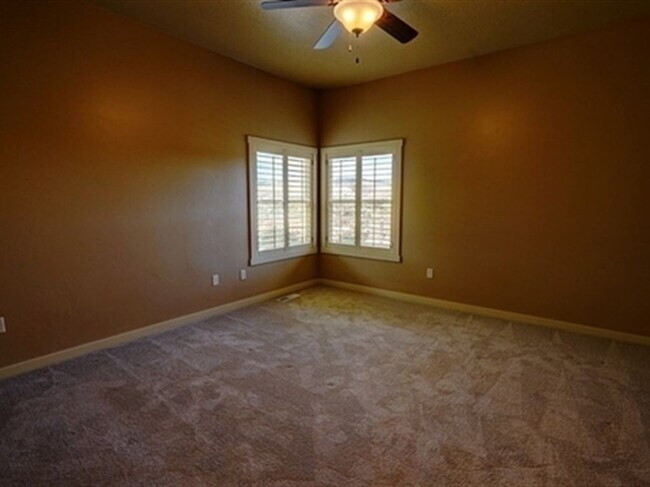 Building Photo - 4770 E Pegasus Ct