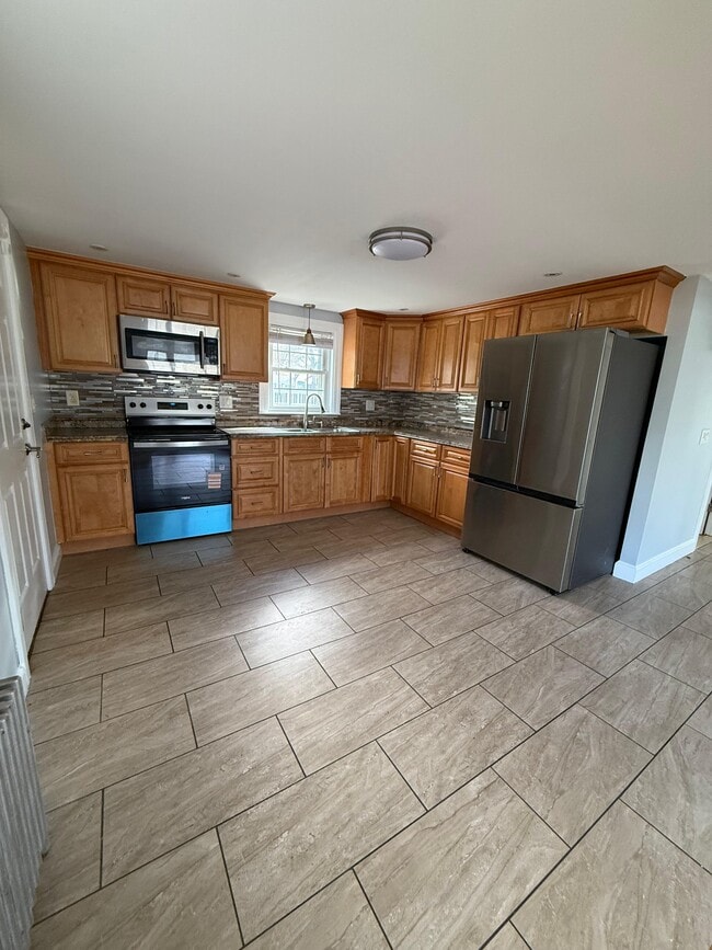 Building Photo - 40 Sundance St