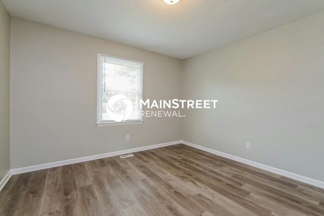 Building Photo - 3 Bedroom Pet-Friendly Home in Smithfield, NC with Main Street Renewal