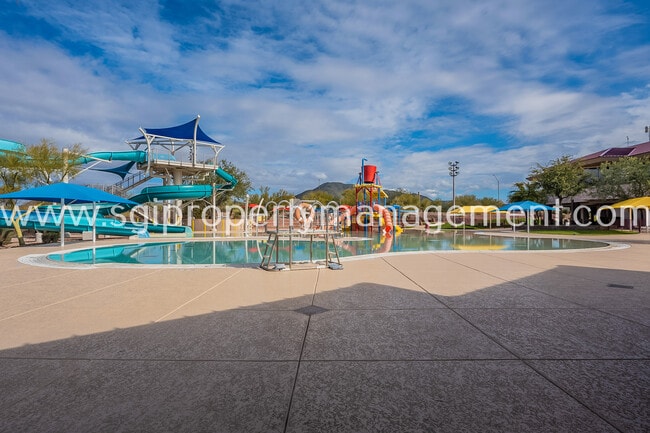 Building Photo - 39826 N Mill Creek Ct