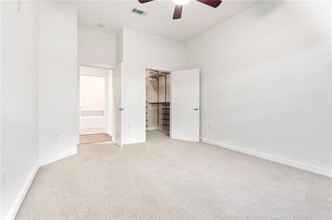 Building Photo - 870 Inman Vlg Pkwy NE