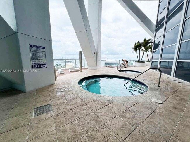 Building Photo - 888 Biscayne Blvd