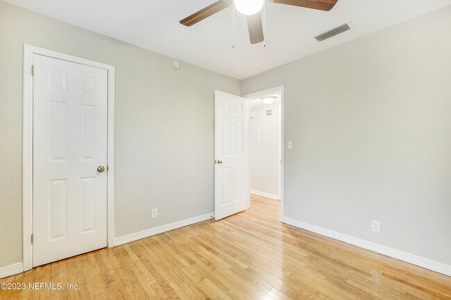 Building Photo - 2938 Charme Ct