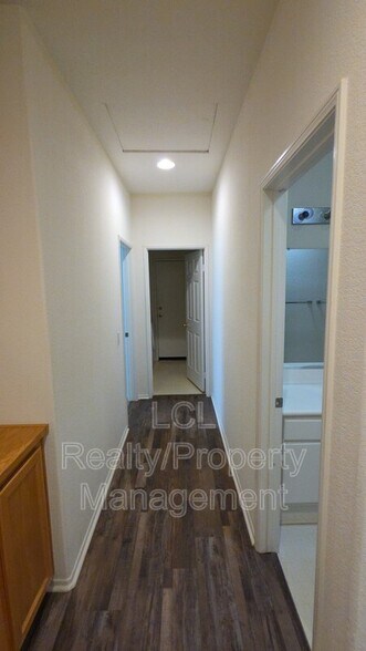 Building Photo - 28943 Baywater Dr