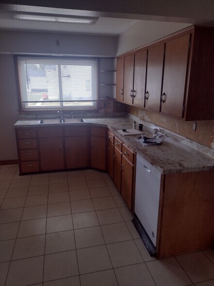 Building Photo - 403 Grove St