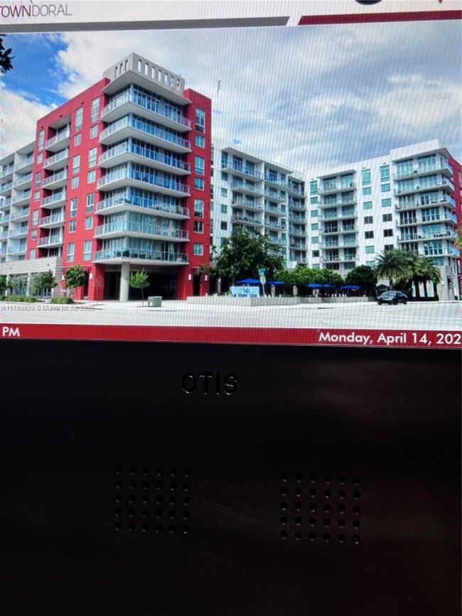 Building Photo - 7661 NW 107th Ave