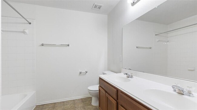 Building Photo - 13234 Skyview Landing Dr