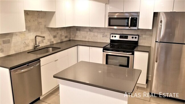 Building Photo - 1568 Youngfield St