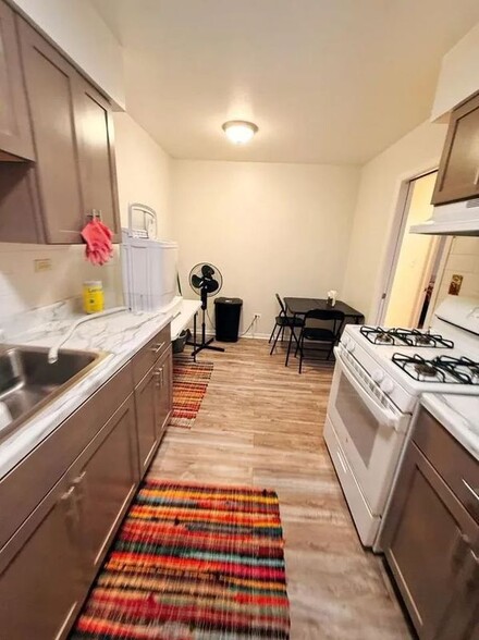 Building Photo - 600 McKinley Ave