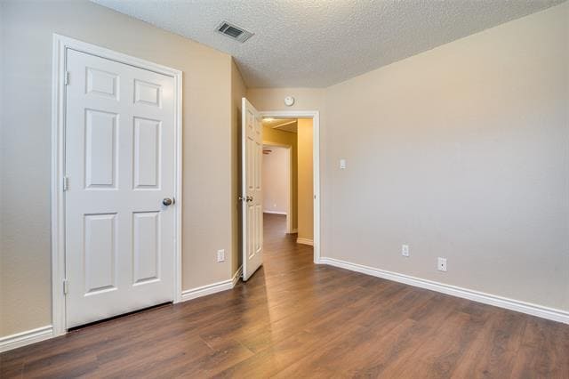 Building Photo - 1802 Elm Creek Dr