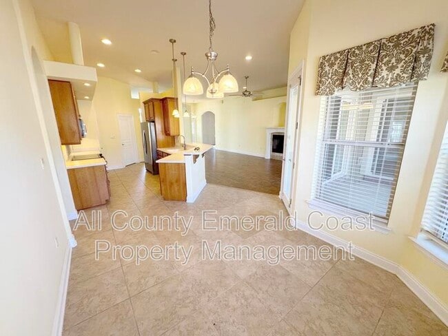 Building Photo - 4403 Sonoma Cir