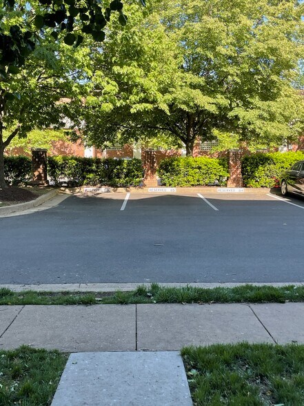 Off Street Parking - 1813 Kenwood Ave