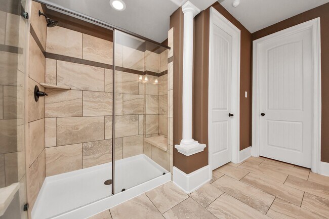 Building Photo - 2895 Ragusa Ln