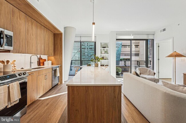 Building Photo - 4909 Auburn Ave