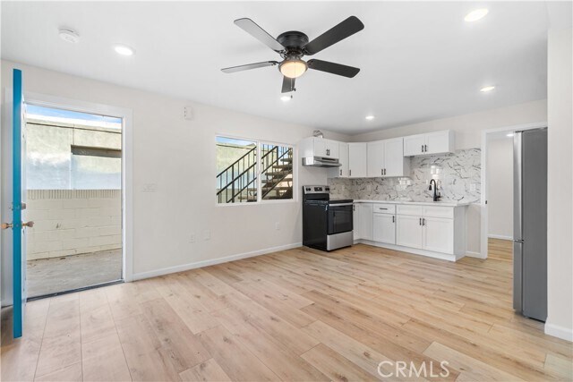 Building Photo - 523 W 12th St