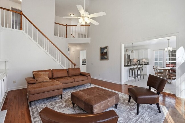 Building Photo - Stunning Furnished Home for Rent in Lochmere NC | Short-Term Lease Options Available