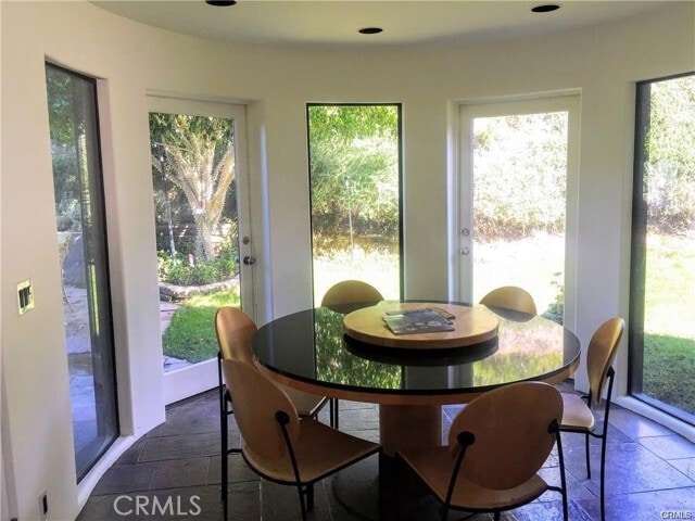 Building Photo - 2828 Bernard Ct