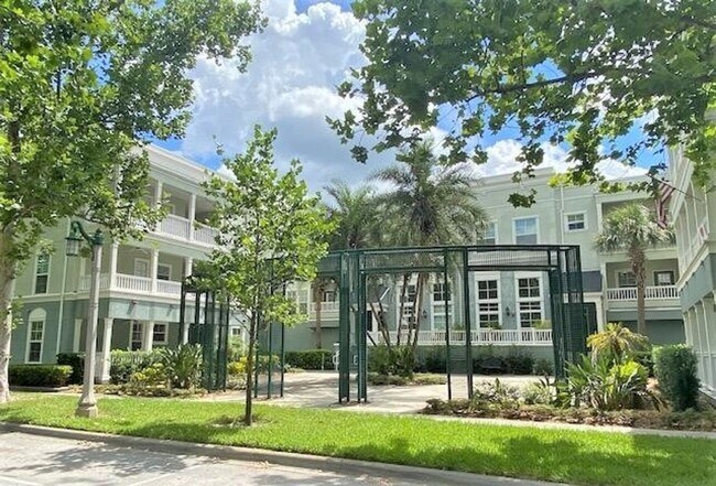 Primary Photo - 2 Bedroom + Den and 1 Car Garage, Pet frie...