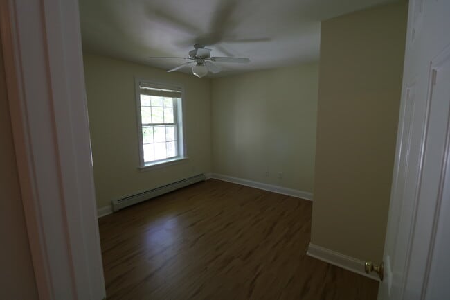 Building Photo - 38 Storer St