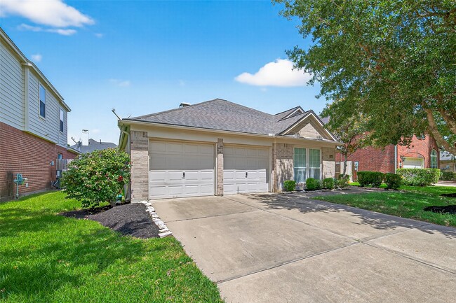 Building Photo - 6114 Barkermist Ln