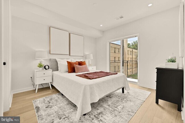 Building Photo - 2610 41st St NW